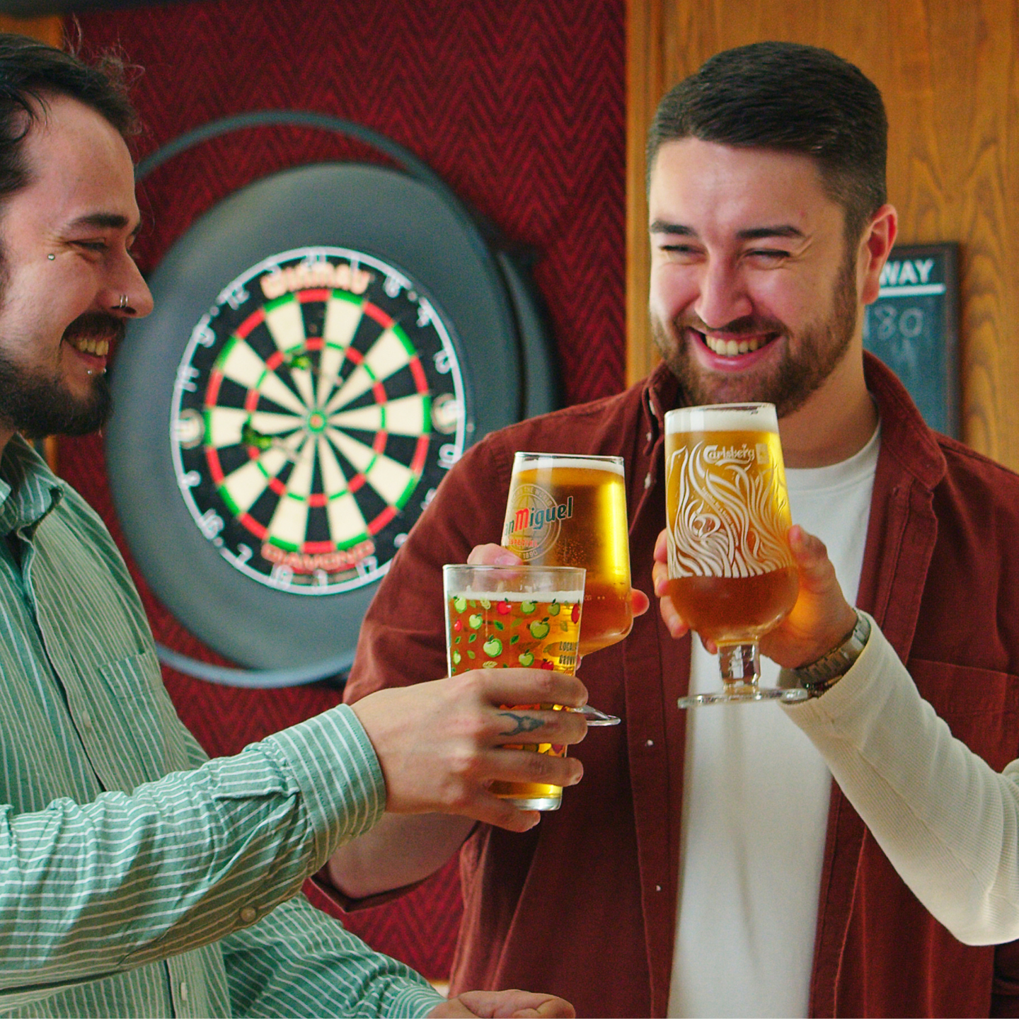 Raise a glass This Father's Day at St Johns Hotel in Hull!